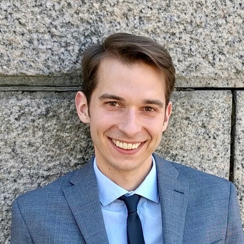 דר נתן סטייגר