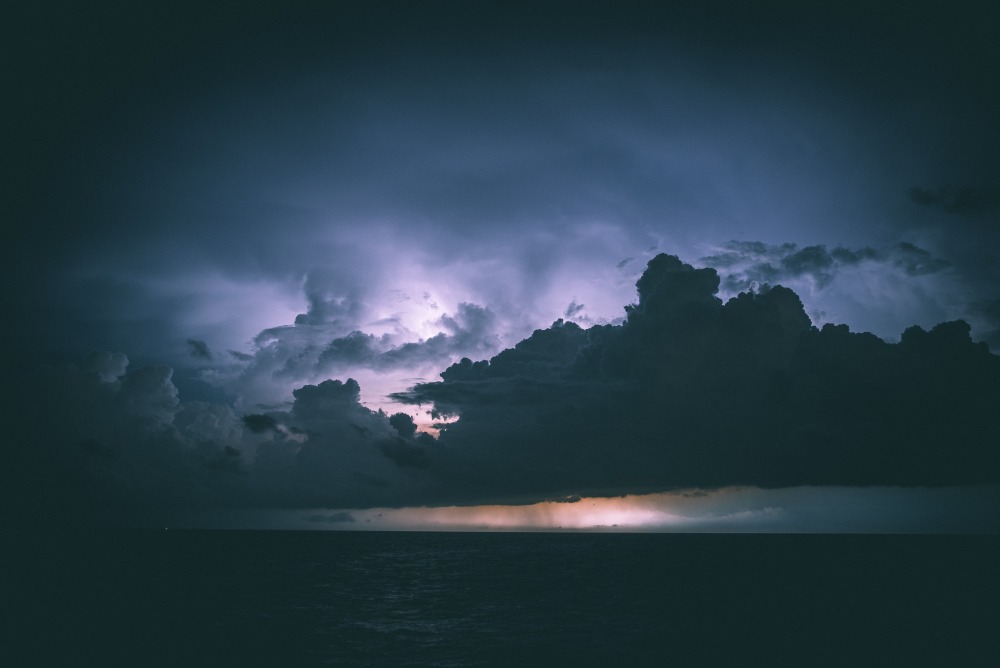 stormy_weather-unsplash, by casey horner