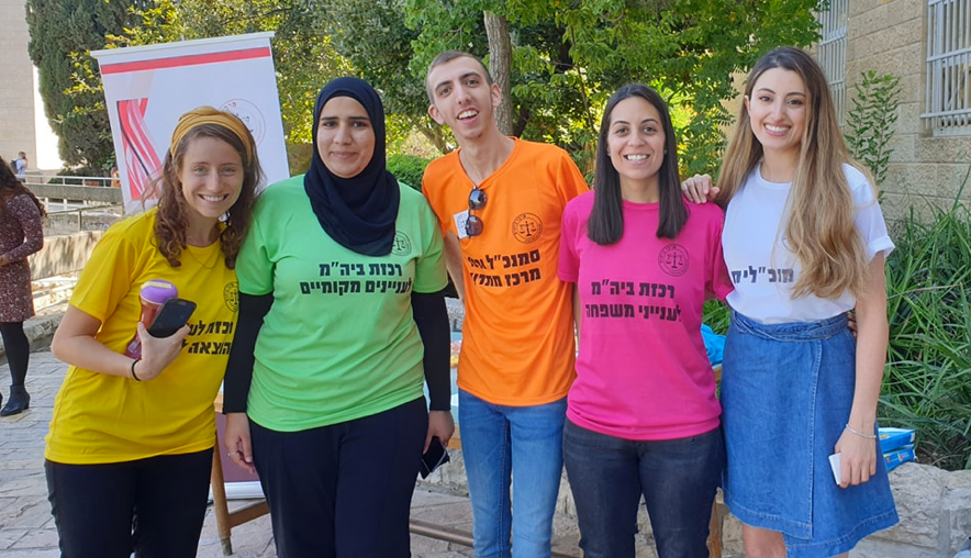 פעילויות חברתיות וסיוע בקהילה