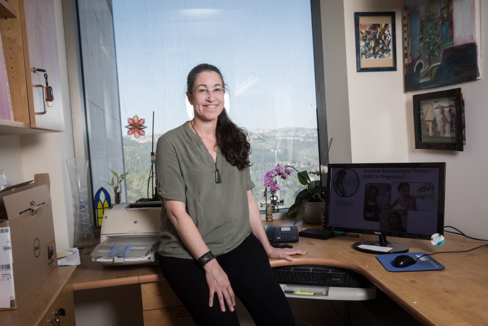 הדס פרטוש, פלאש 90