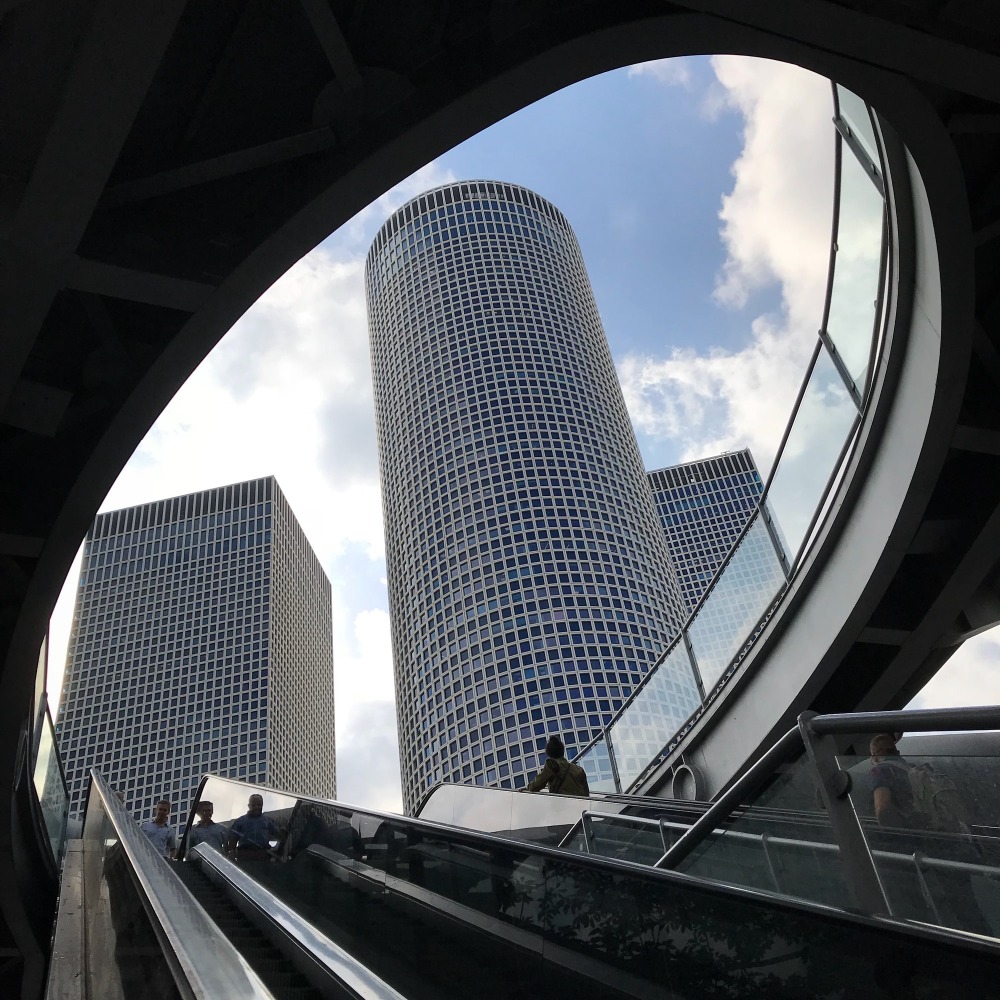 tel aviv. by Magnus S, unsplash