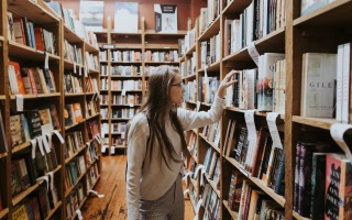 Becca Tapert, unsplash