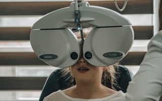 examine eyes. nrd, unsplash