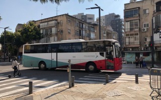 האוטובוס בדרכו ליעד