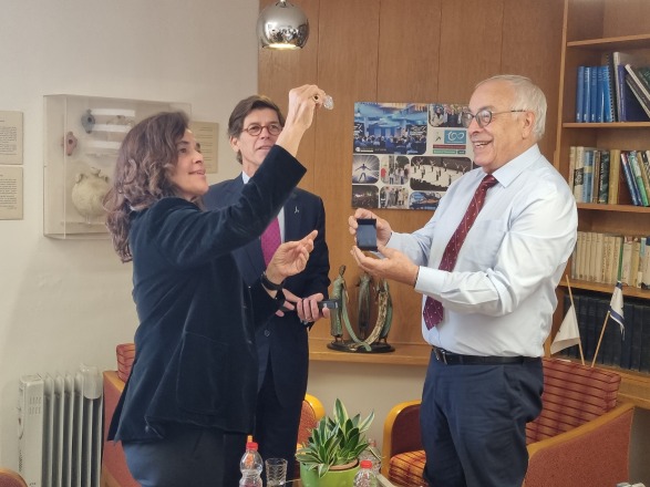ביקור השגריר הפורטוגלי ונספחת התרבות בשגרירות