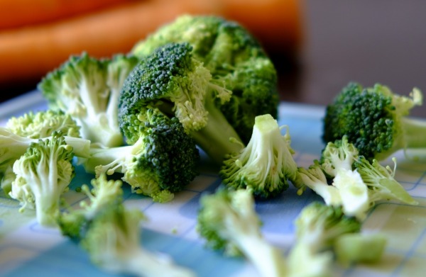 Brocolli. by Reinaldo Kevin, unsplash