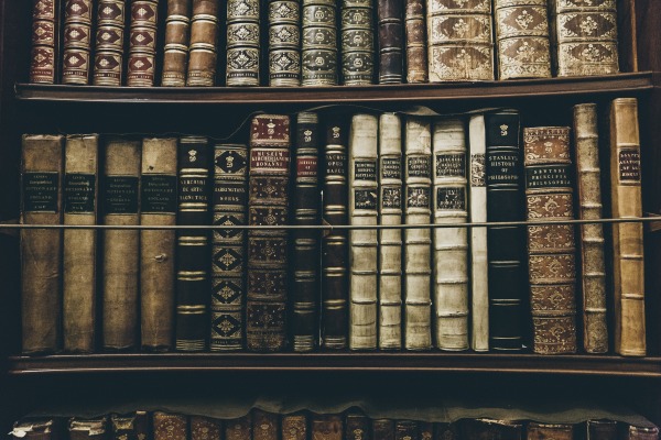 thomas-kelley-hhl08lf7ikc-unsplash.jpg